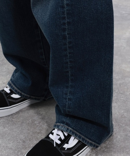 BAYFLOW（ベイフロー）の「【カーブシルエット】ストレッチツイストデニムパンツ（デニムパンツ・メンズ・ブラック/ブルー・MEDIUM/LARGE）」の21枚目の写真