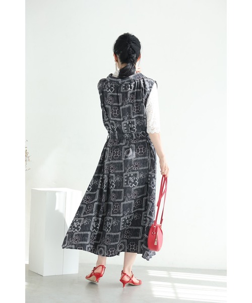 cawaii（カワイイ）の「ゆったり心地よい刺繍風プリントのロングワンピース（紐リボン付き）（ワンピース・レディース・ブラック・FREE）」の10枚目の写真