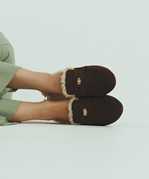 NICAL（ニカル）の「【NICAL】【本革】カーリーファーコインローファー/554302（モカシン/デッキシューズ・レディース・ブルー/ブラック/ブラウン・25.0cm/22.5cm/22.0cm/23.5cm/23.0cm/24.5cm/24.0cm/25.5cm）」の4枚目の写真