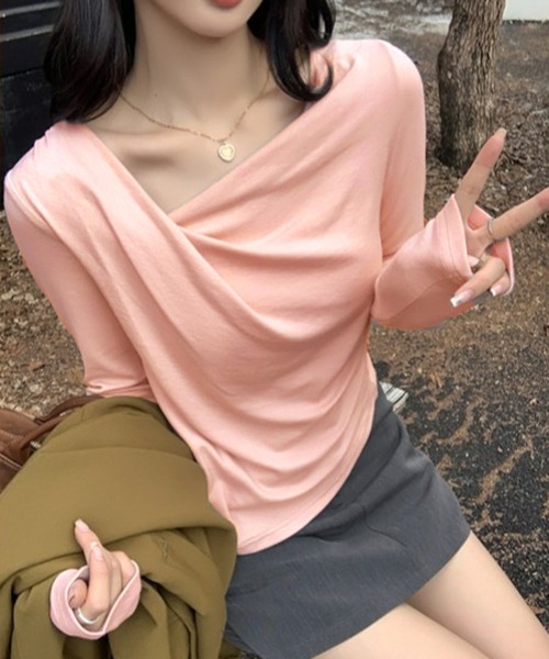 NANEA(ナネア)の「アシンメトリーオフショルダートップス(ニット/セーター・レディース・ブラック/ベージュ/ピンク/ブルー・フリー)」の18枚目の写真