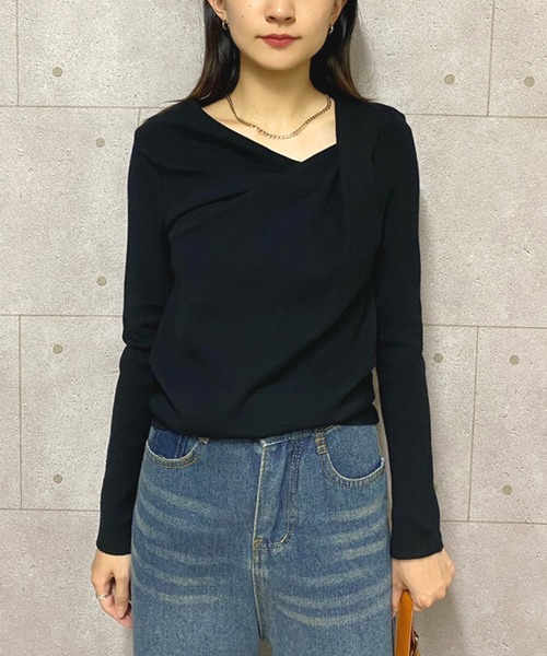 NANEA(ナネア)の「アシンメトリーオフショルダートップス(ニット/セーター・レディース・ブラック/ベージュ/ピンク/ブルー・フリー)」の21枚目の写真