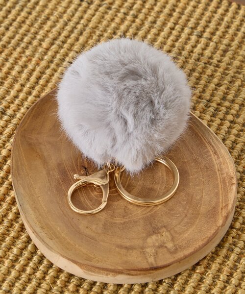 Jena espace merveilleux（ジェナ　エスパスメルヴェイユ）の「ファーボールキーホルダー（その他・レディース・オフホワイト/ブルー/ライトグレー・FREE）」の12枚目の写真