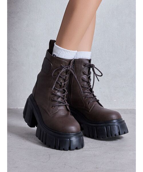 GYDA（ジェイダ）の「Symmetry GYDAボリュームソールワークブーツ（ブーツ・レディース・ブラウン/ブラック・SMALL/MEDIUM/LARGE）」の11枚目の写真