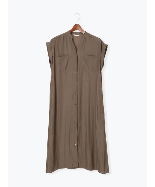 Te chichi（テチチ）の「Wポケットサテンシャツワンピース（ワンピース・レディース・ベージュ/ブラウン/ネイビー・F）」の6枚目の写真
