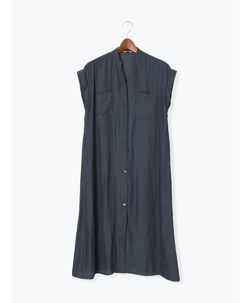 Te chichi（テチチ）の「Wポケットサテンシャツワンピース（ワンピース・レディース・ベージュ/ブラウン/ネイビー・F）」の7枚目の写真