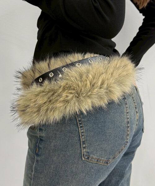 WEGO(ウィゴー)の「WEGO/ファーダブルハトメベルト(ベルト・レディース・ライトベージュ/ブラック・FREE)」の6枚目の写真