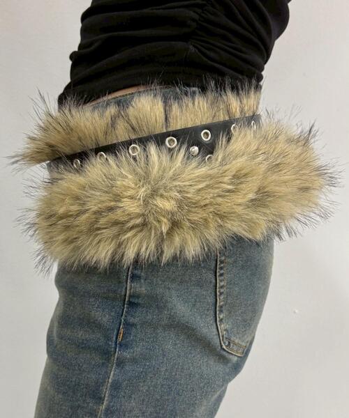 WEGO(ウィゴー)の「WEGO/ファーダブルハトメベルト(ベルト・レディース・ライトベージュ/ブラック・FREE)」の7枚目の写真