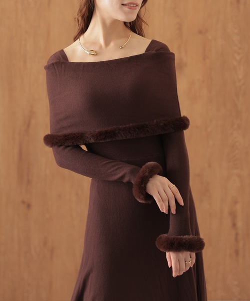 Lace Ladies(レースレディース)の「ケープ ファー ドッキング ロング ニット ワンピース(ワンピース・レディース・アイボリー/ブラック/ブラウン・FREE/S)」の3枚目の写真