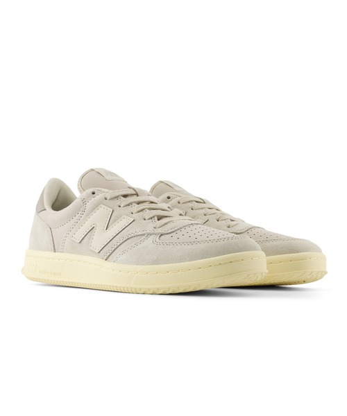 NEW BALANCE(ニューバランス)の「T500(スニーカー・レディース・グレー/ベージュ・22.5cm/23.0cm/23.5cm/24.0cm/24.5cm/25.0cm/25.5cm/26.0cm/26.5cm/27.0cm/27.5cm/28.0cm/28.5cm/29.0cm)」の3枚目の写真