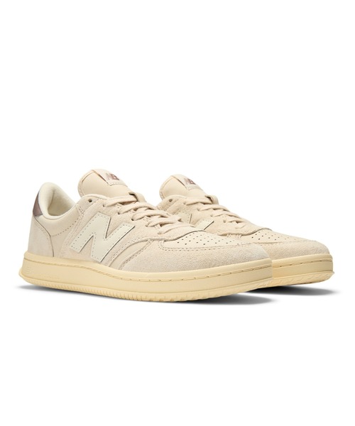 NEW BALANCE(ニューバランス)の「T500(スニーカー・レディース・グレー/ベージュ・22.5cm/23.0cm/23.5cm/24.0cm/24.5cm/25.0cm/25.5cm/26.0cm/26.5cm/27.0cm/27.5cm/28.0cm/28.5cm/29.0cm)」の6枚目の写真