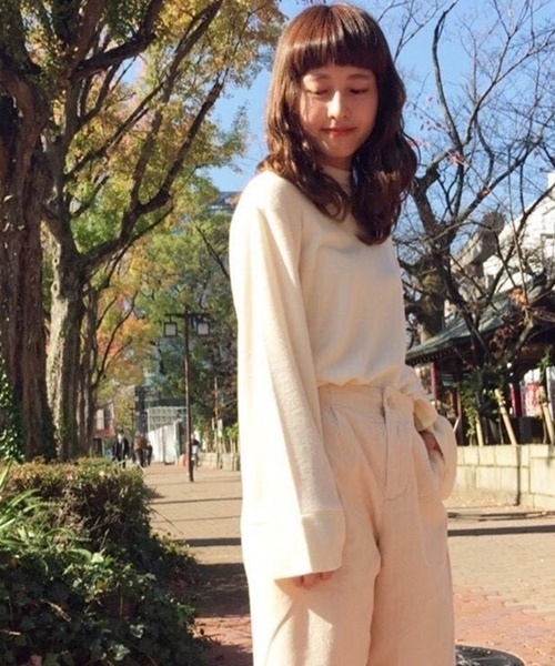 Kastane（カスタネ）の「ふわふわボトルネックPO（Tシャツ/カットソー・レディース・ブラック/キャメル/オリーブ/アイボリー・FREE）」の2枚目の写真