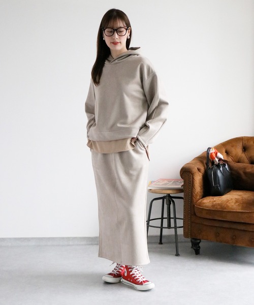 cepo（セポ）の「〈セットアイテム〉スエードタッチフーディ＆スカート セットアップ（アンサンブル・レディース・オフホワイト/グレー/キャメル・M）」の7枚目の写真