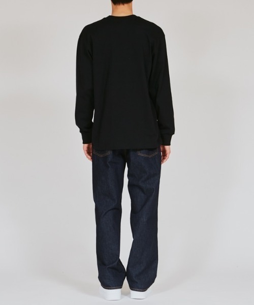 HANES(ヘインズ)の「【 綿100% 】Hanes KUROクルーネック(クロ) ロングスリーブTシャツ HM4-C201(Tシャツ/カットソー・メンズ・ブラック・S/M/L/XL)」の4枚目の写真