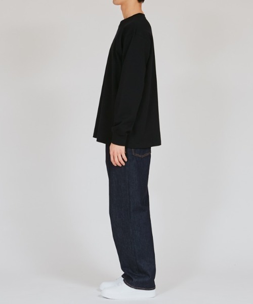 HANES(ヘインズ)の「【 綿100% 】Hanes KUROクルーネック(クロ) ロングスリーブTシャツ HM4-C201(Tシャツ/カットソー・メンズ・ブラック・S/M/L/XL)」の6枚目の写真