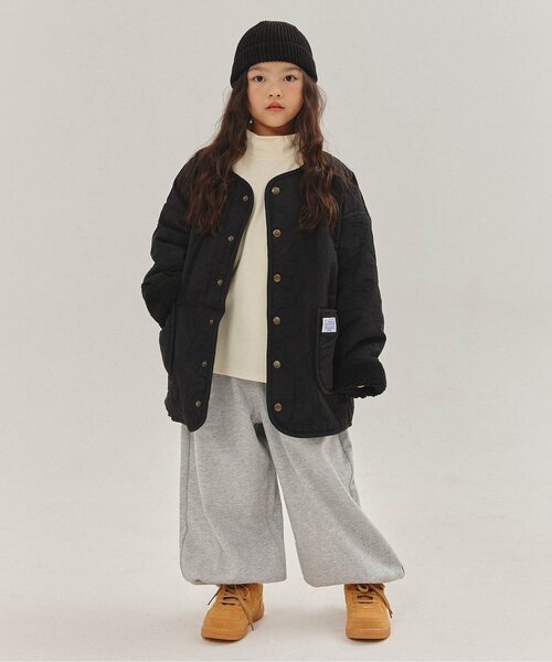 BREEZE（ブリーズ）の「【WEB限定/ジュニア対応】 キルティングアウター（テーラードジャケット・キッズ・ブラック/アイボリー・100/120/140）」の4枚目の写真