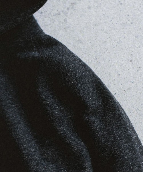 LIDNM(リドム)の「WOOL CASHMERE ZIP HOODIE(パーカー・メンズ・グレー系その他・SMALL/MEDIUM/LARGE)」の6枚目の写真