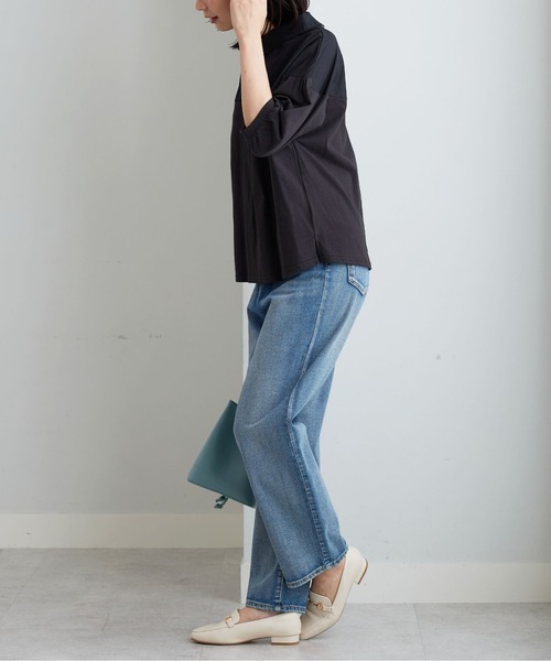 BELLUNA PLUS(ベルーナ)の「衿付き異素材切替プルオーバー(Tシャツ/カットソー・レディース・ブラック/オリーブ/アイボリー・MEDIUM/X-LARGE/LARGE)」の4枚目の写真