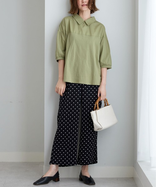 BELLUNA PLUS(ベルーナ)の「衿付き異素材切替プルオーバー(Tシャツ/カットソー・レディース・ブラック/オリーブ/アイボリー・MEDIUM/X-LARGE/LARGE)」の9枚目の写真
