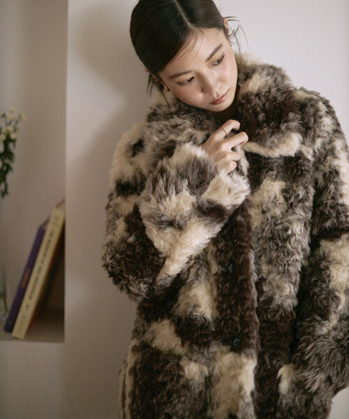 Firsthand（ファーストハンド）の「Firsthand/ファーストハンド フェイクファー ミドルコート / ファーコート（ブルゾン・レディース・ブラウン系その他/ブラック・ﾌﾘ-）」の6枚目の写真