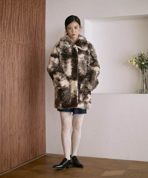 Firsthand（ファーストハンド）の「Firsthand/ファーストハンド フェイクファー ミドルコート / ファーコート（ブルゾン・レディース・ブラウン系その他/ブラック・ﾌﾘ-）」の16枚目の写真