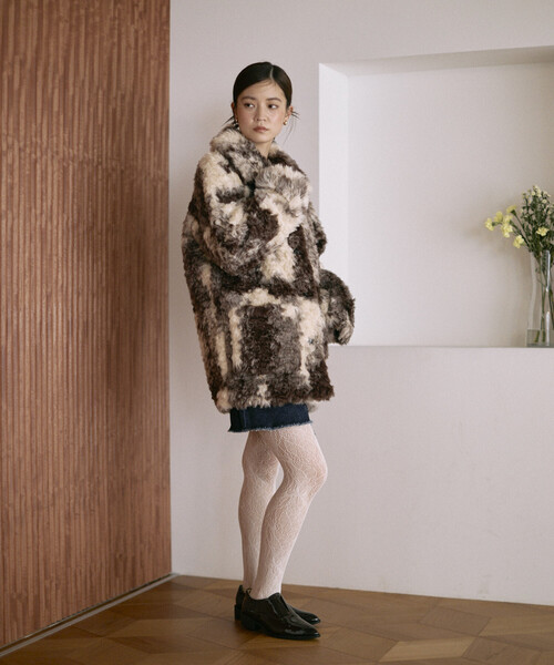 Firsthand（ファーストハンド）の「Firsthand/ファーストハンド フェイクファー ミドルコート / ファーコート（ブルゾン・レディース・ブラウン系その他/ブラック・ﾌﾘ-）」の17枚目の写真