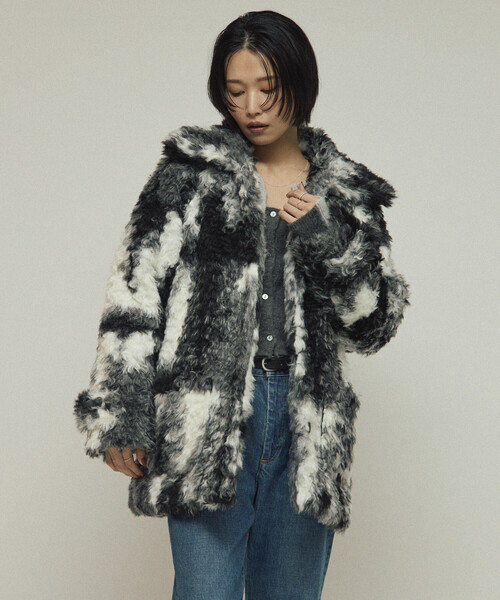 Firsthand（ファーストハンド）の「Firsthand/ファーストハンド フェイクファー ミドルコート / ファーコート（ブルゾン・レディース・ブラウン系その他/ブラック・ﾌﾘ-）」の19枚目の写真