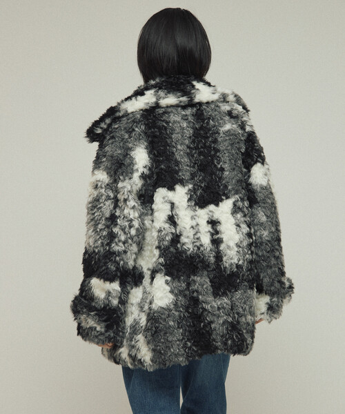 Firsthand（ファーストハンド）の「Firsthand/ファーストハンド フェイクファー ミドルコート / ファーコート（ブルゾン・レディース・ブラウン系その他/ブラック・ﾌﾘ-）」の22枚目の写真