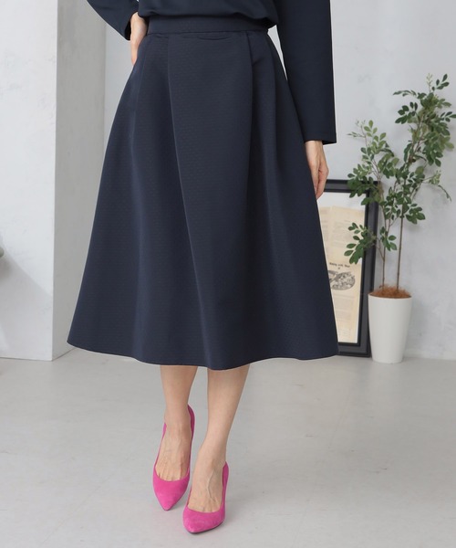 GALLORIA（ギャローリア）の「ジャカードタックスカート（スカート・レディース・ブラック/ネイビー・S/M/L/LL）」の2枚目の写真