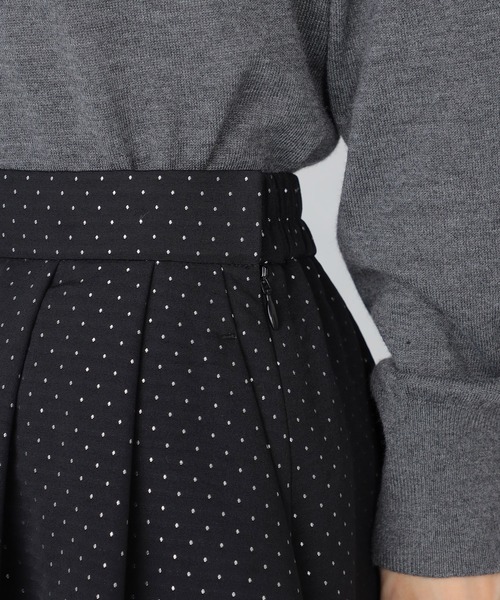 GALLORIA（ギャローリア）の「ジャカードタックスカート（スカート・レディース・ブラック/ネイビー・S/M/L/LL）」の6枚目の写真