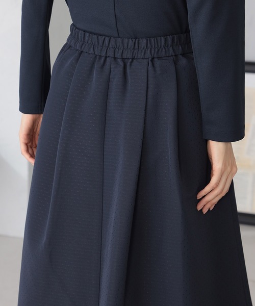 GALLORIA（ギャローリア）の「ジャカードタックスカート（スカート・レディース・ブラック/ネイビー・S/M/L/LL）」の7枚目の写真