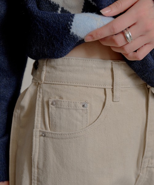 UNE MANSION（ユヌマンション）の「【ウエスト調節ボタンで体形に合わせて調節可能】【裾のボタンでシルエット調節可能】 サイドウエストボタンタックポイントワイドカラーチノパンツ（その他パンツ・レディース・ベージュ/ブラック・LARGE/MEDIUM/SMALL）」の13枚目の写真