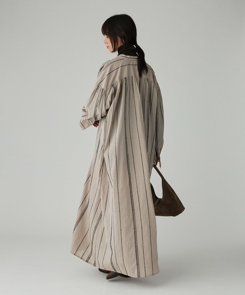 BABYLONE（バビロン）の「インドストライプワンピース（シャツワンピース・レディース・グレイッシュベージュ・フリー）」の5枚目の写真