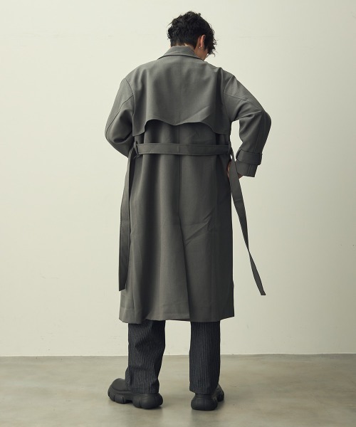 Shoowtime(ショウタイム)の「Draped over double trench coat / ドレープオーバーダブルトレンチコート(トレンチコート・メンズ・ブラック/アイボリー/グレー・X-LARGE/LARGE/MEDIUM)」の16枚目の写真