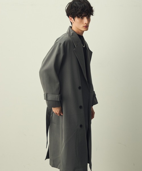 Shoowtime(ショウタイム)の「Draped over double trench coat / ドレープオーバーダブルトレンチコート(トレンチコート・メンズ・ブラック/アイボリー/グレー・X-LARGE/LARGE/MEDIUM)」の18枚目の写真