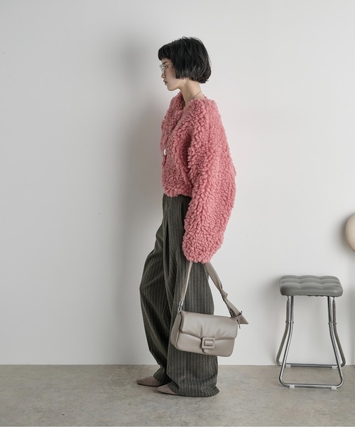 THE YOn（ザヨン）の「チョークストライプボックスタックワイドパンツ（スラックス・レディース・チャコールグレー/ブラウン・M/S）」の21枚目の写真