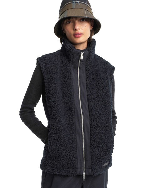 AIGLE（エーグル）の「ノースリーブフルジップボアフリースベスト（その他アウター・レディース・ブラック/グレー・34/38/36/40）」の2枚目の写真