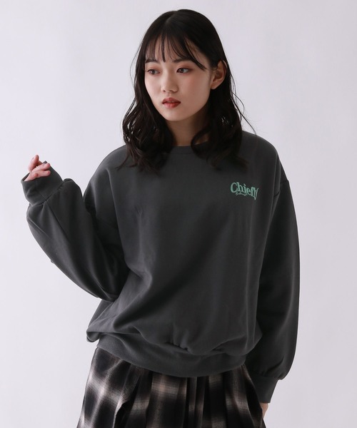 repipi armario(レピピ アルマリオ)の「【裏起毛】チョベリグルーズスウェット(スウェット・キッズ・ホワイト系その他/ホワイト系その他2/ブラック系その他/ブラック系その他3/グレー/ブラック系その他2/その他7/ブラック系その他4・SMALL/MEDIUM/LARGE)」の14枚目の写真