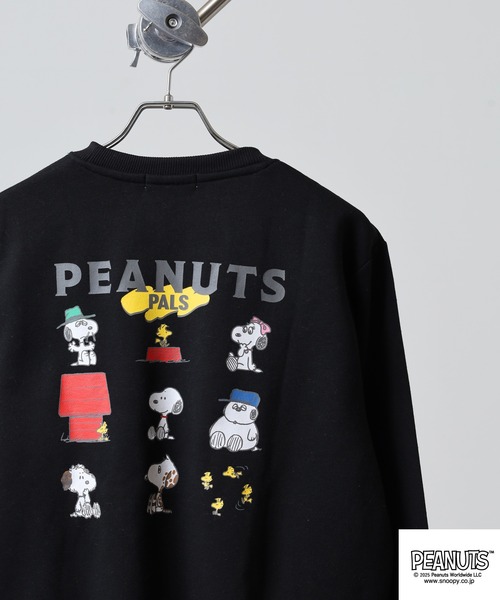 PEANUTS(ピーナッツ)の「PEANUTS プリント裏起毛トレーナー(スウェット・メンズ・グレイッシュベージュ/ブラック/オートミール・S/M/L/LL/3L/4L)」の1枚目の写真