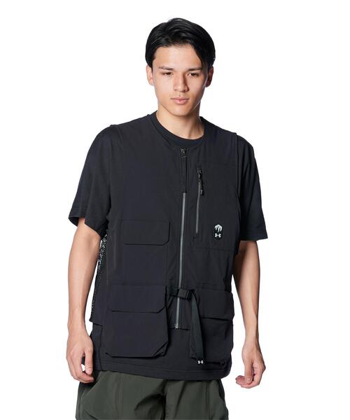 UNDER ARMOUR(アンダーアーマー)の「UAアーバン アウトドア ベスト(ライフスタイル/メンズ)(ベスト・メンズ・ブラック・M/2XL/XS/L/S/XL)」の1枚目の写真