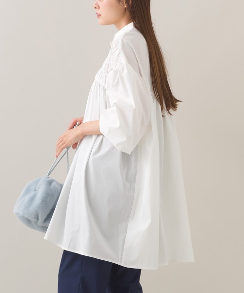 OMNES(オムネス)の「ポプリンフロントシャーリング プルオーバー チュニック 長袖シャツブラウス(シャツ/ブラウス・レディース・ブルー/ブラック/ライトベージュ/マルチ/ホワイト/ホワイト系その他・FREE)」の7枚目の写真