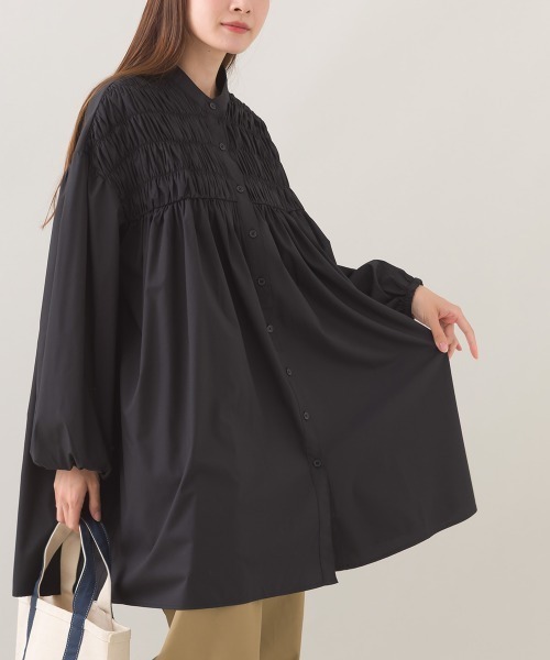 OMNES(オムネス)の「ポプリンフロントシャーリング プルオーバー チュニック 長袖シャツブラウス(シャツ/ブラウス・レディース・ブルー/ブラック/ライトベージュ/マルチ/ホワイト/ホワイト系その他・FREE)」の19枚目の写真