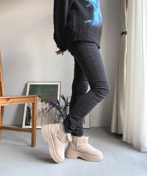 LUGG NAGG(ラグナグ)の「【厚底ヒール】ショート丈プレーンムートンブーツ【3E】(ブーツ・レディース・ブラック/ベージュ/キャメル・M/L/LL)」の12枚目の写真