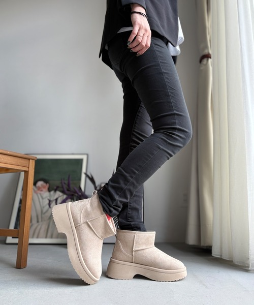 LUGG NAGG(ラグナグ)の「【厚底ヒール】ショート丈プレーンムートンブーツ【3E】(ブーツ・レディース・ブラック/ベージュ/キャメル・M/L/LL)」の14枚目の写真