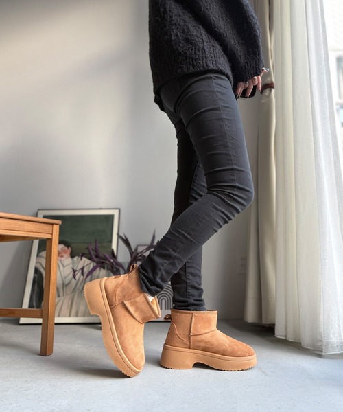 LUGG NAGG(ラグナグ)の「【厚底ヒール】ショート丈プレーンムートンブーツ【3E】(ブーツ・レディース・ブラック/ベージュ/キャメル・M/L/LL)」の16枚目の写真