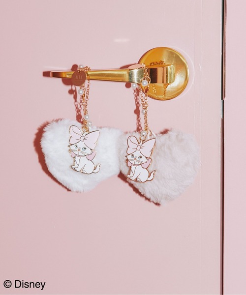 JILL by JILL STUART(ジルバイジルスチュアート)の「Disney Marie/ハートチャーム(キーホルダー・レディース・ピンク/ホワイト・FREE)」の3枚目の写真