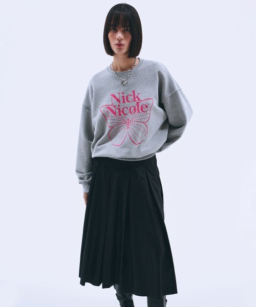NICK&NICOLE（ニックアンドニコール）の「BUTTERFLY SIGNATURE SWEATSHIRT_GRAY PINK（スウェット・レディース・その他・FREE）」の3枚目の写真