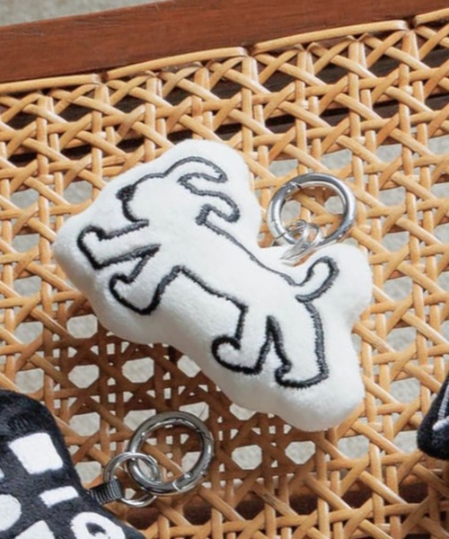 ALAND（エーランド）の「【UNISEX】ALAND×INAPSQUARE／ぬいぐるみキーホルダー（キーホルダー・レディース・その他4/その他6/その他1/その他5/その他3/その他2・FREE）」の2枚目の写真