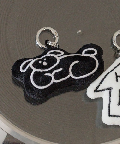 ALAND（エーランド）の「【UNISEX】ALAND×INAPSQUARE／ぬいぐるみキーホルダー（キーホルダー・レディース・その他4/その他6/その他1/その他5/その他3/その他2・FREE）」の4枚目の写真