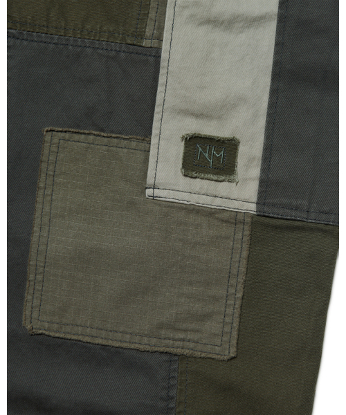 NOMANUAL(NOMANUAL)の「S.C MULTI PANEL PANTS - KHAKI(その他パンツ・レディース・その他・SMALL/MEDIUM/LARGE)」の6枚目の写真