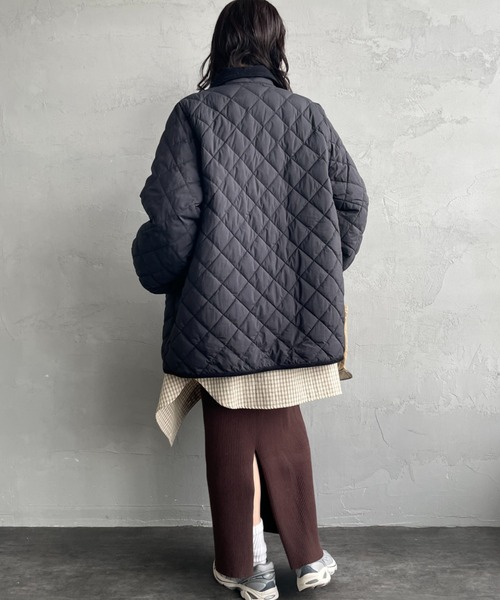 GYMPHLEX（ジムフレックス）の「[Gymphlex/ジムフレックス] キルトダウンパフスリーブミドルコート（ダウンジャケット/コート・レディース・オリーブ/ブラック・14）」の11枚目の写真